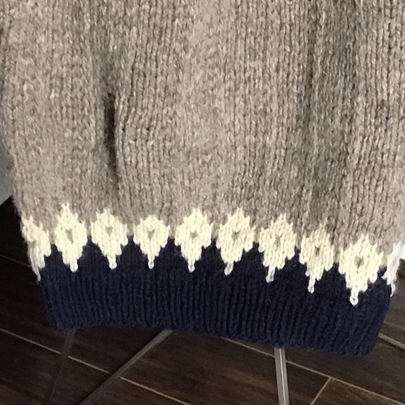 Men’s Heavy Knit Icelandic Pullover Sweater - Picture 6 of 6